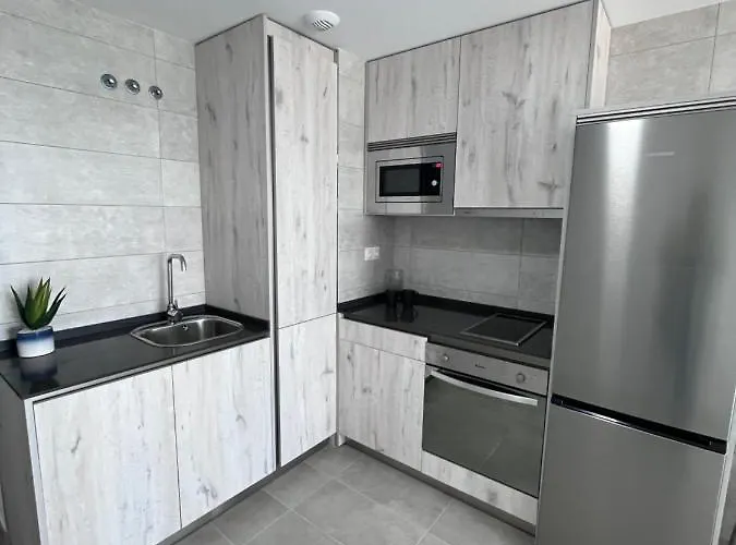 Gatu Camarote Con Vistas Al Mar , Preferente Mayores De 21 Anos Y Familias *