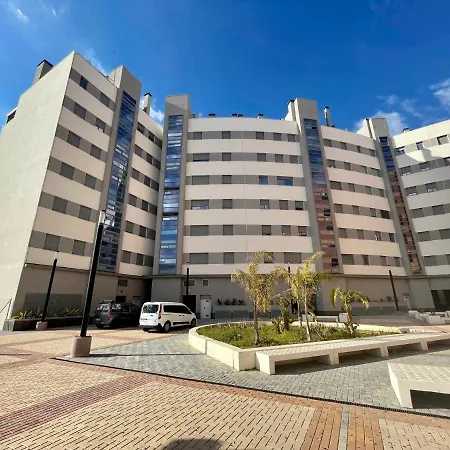 Gatu Camarote Con Vistas Al Mar , Preferente Mayores De 25 Anos Y Familias Cádiz