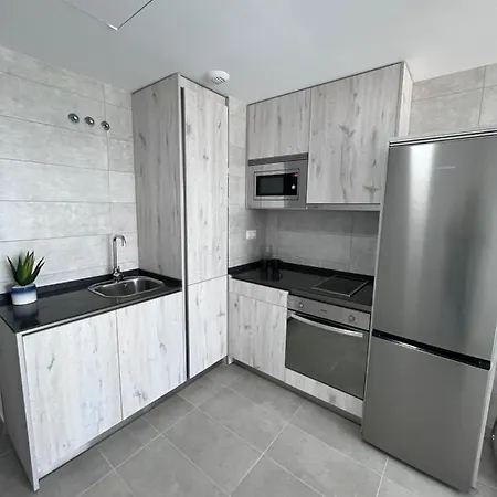 Gatu Camarote Con Vistas Al Mar , Preferente Mayores De 21 Anos Y Familias *